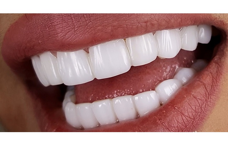 کلینیک دندان پزشکی لبخند سفید